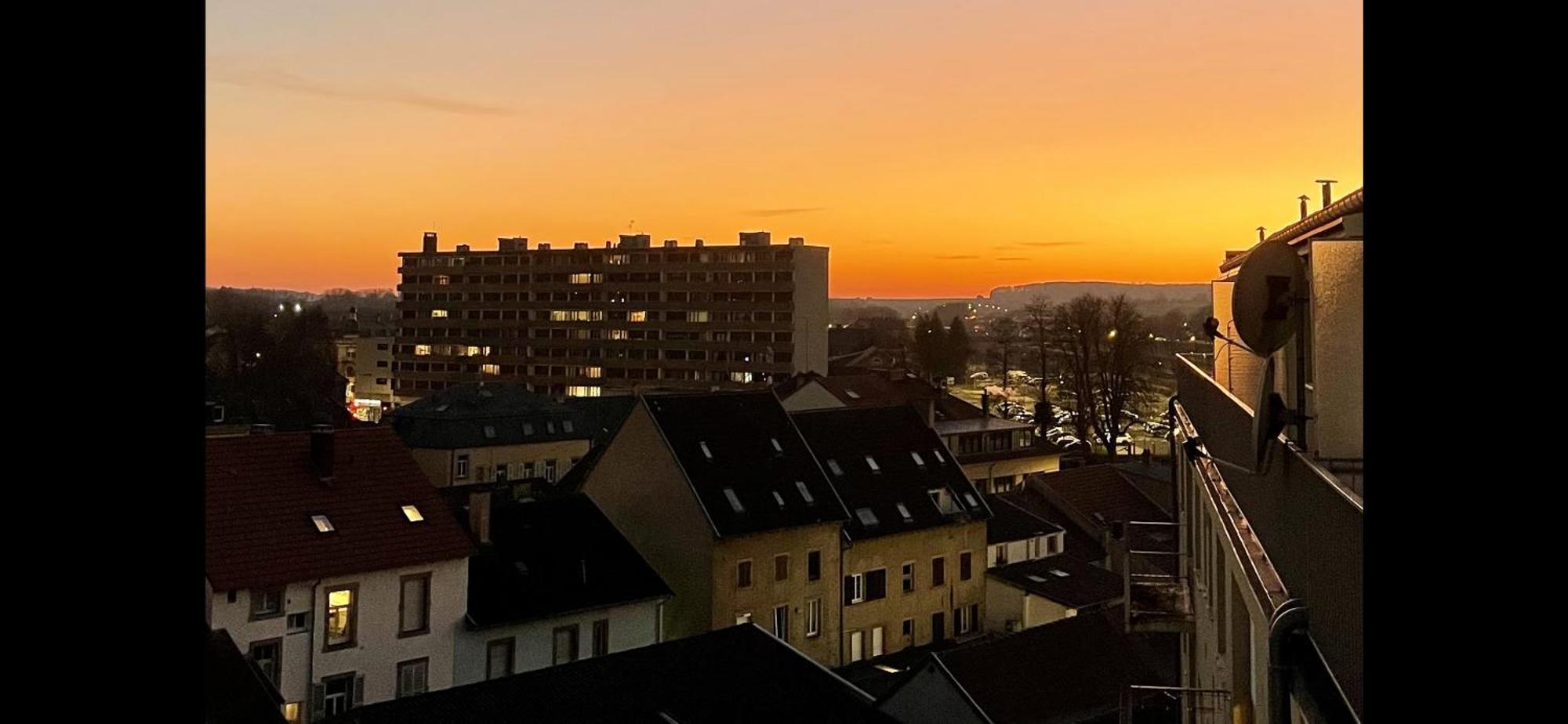 Le Perchoir - Wifi - Gare - Proche Tous Commerces Apartment Sarrebourg Luaran gambar